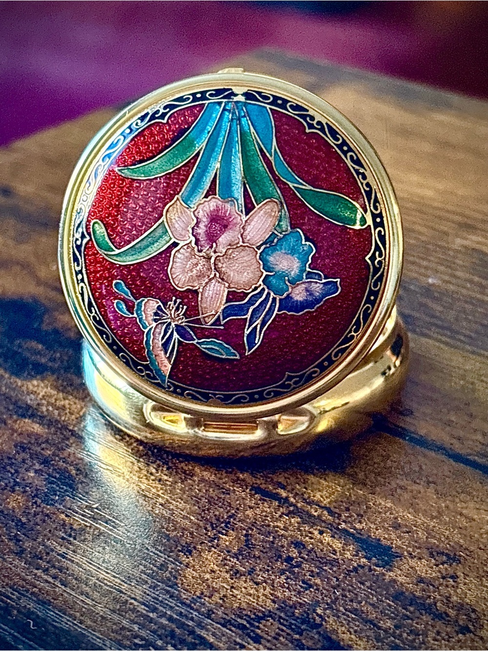 Vintage cloisonné pill case with removable compartment